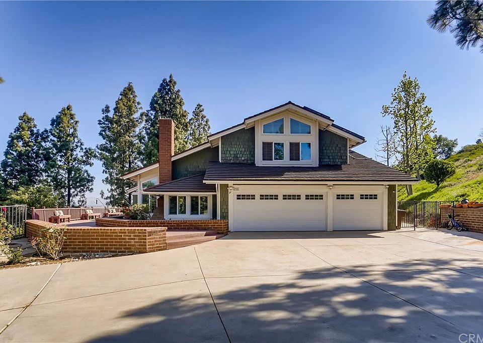1st image of 5780 E River Valley Trl