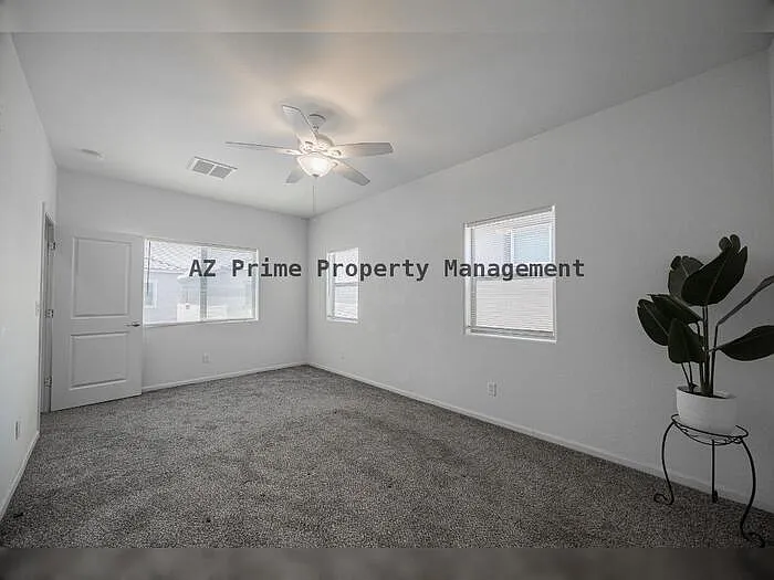 1711 W Pollack St — Photo 13