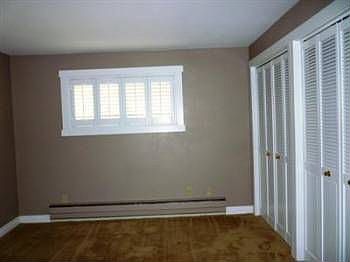 3rd image of 1519 Country Club Dr