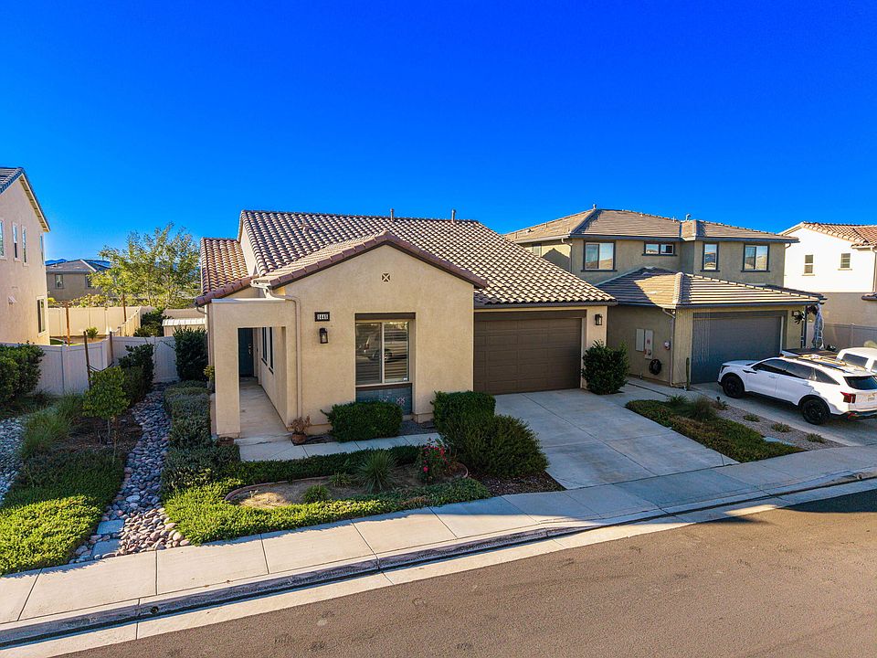 1st image of 1445 Galaxy Dr