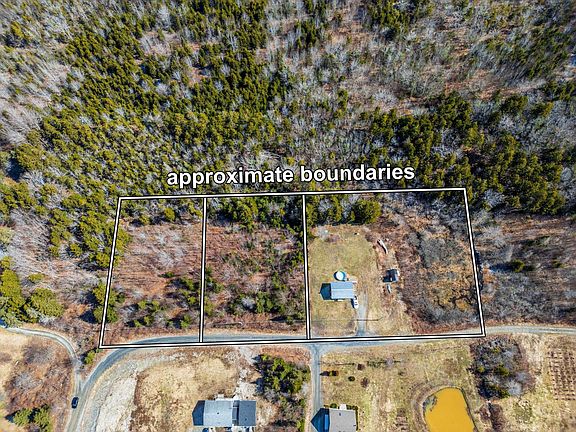 2nd image of 39 Oakridge Rd