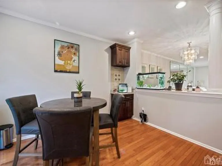 1211 Blossom Cir — Photo 8