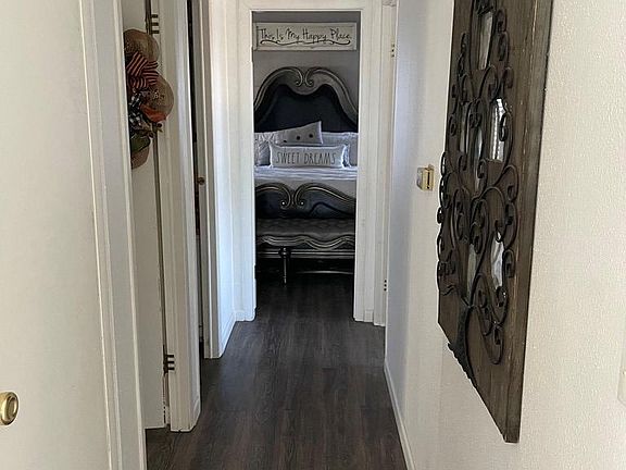 4th image of 617 Driftwood Dr