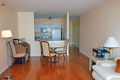 5th image of 512 N McClurg Ct APT 3706