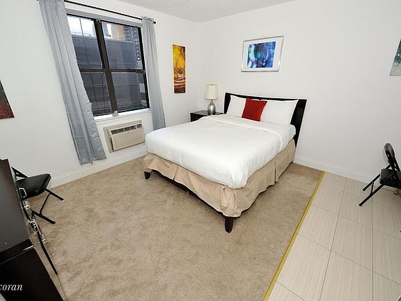 2nd image of 440 W 41st St APT 9G