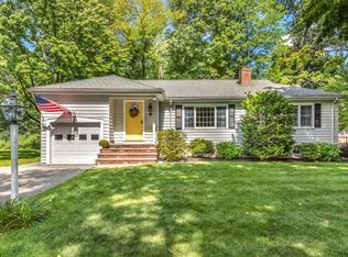 64 Edward Ave, Lynnfield, MA 01940