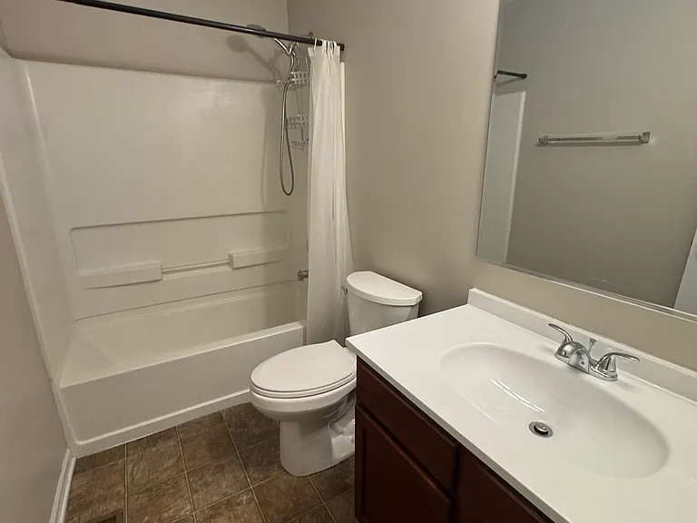 2nd floor full bath