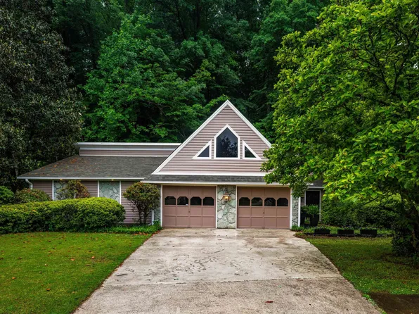 4137 Churchill Dr, Birmingham, AL 35213