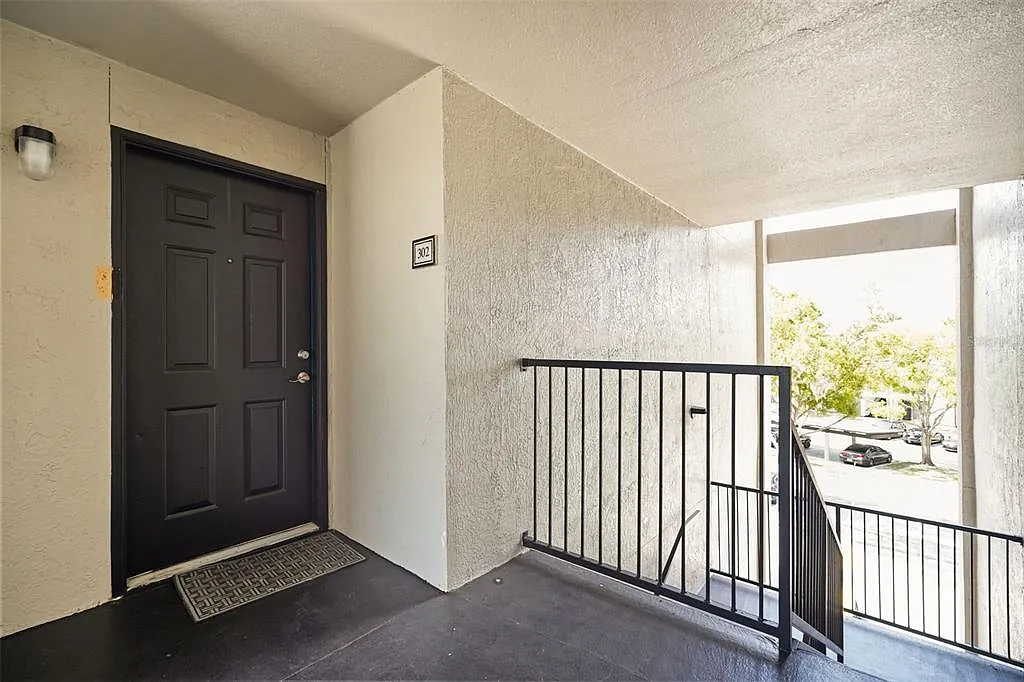 7511 Seurat St — Photo 2