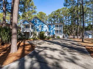 39 Downing Dr, Beaufort, SC 29907