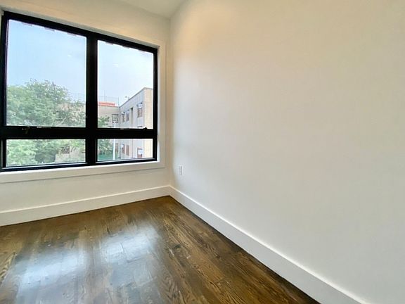 2nd image of 201 Marion St #3LL