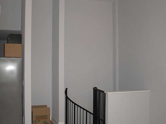 3rd image of 3755 Lindell Blvd APT 1A