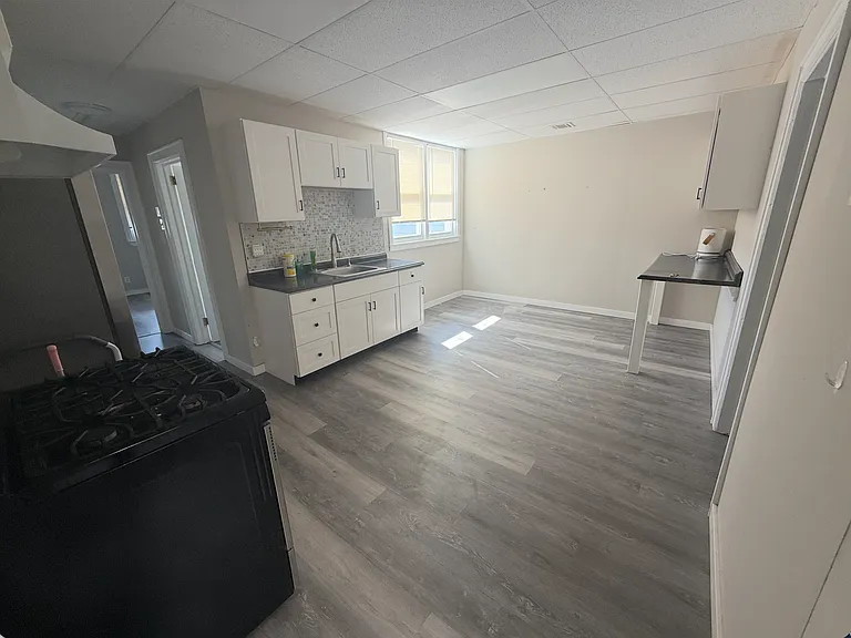 127 Terhune Ave #2 — Photo 2