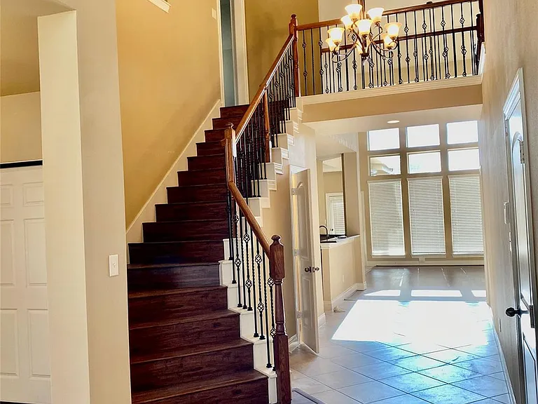 25503 Lockspur Dr — Photo 3