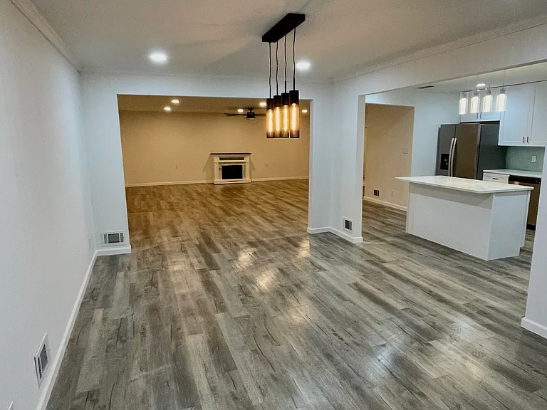 3224 Hicks Rd SW — Photo 5