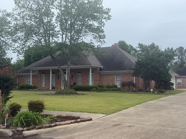 105 Briarcrest St, Blytheville, AR 72315