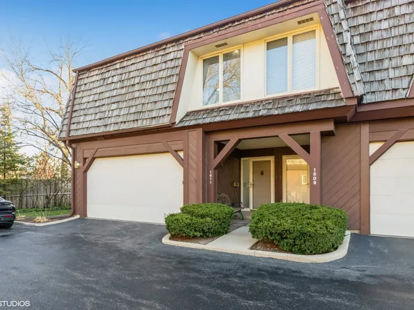 1611 Winnetka Rd #1611, Glenview, IL 60025