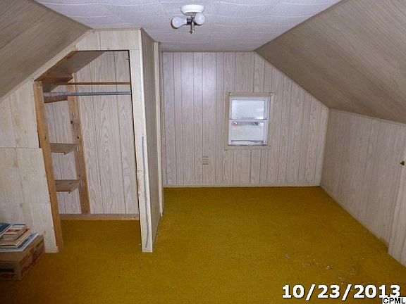 3rd image of 140 Walnut St