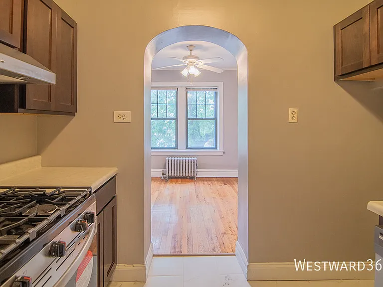 1620 W Farwell Ave #1A — Photo 2