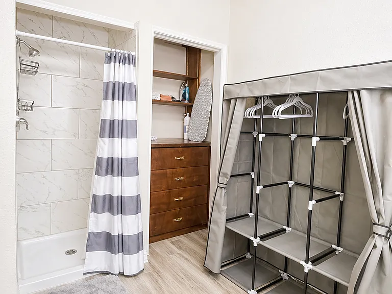 3803 Cheryl Lynne Ln — Photo 2