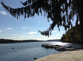 1 Almargo Ave, New Fairfield, CT 06812