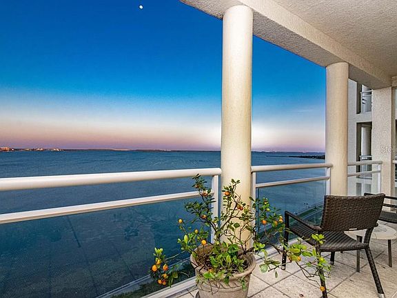 5th image of 4201 Bayshore Blvd Unit 1504