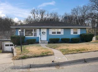 711 English Ln, Dubuque, IA 52003