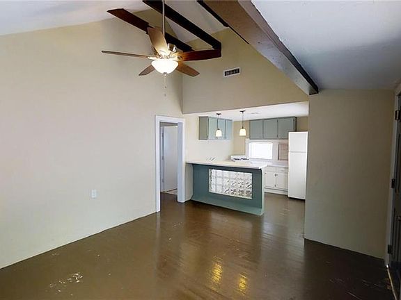 5th image of 201 S Duncan St Unit A-b