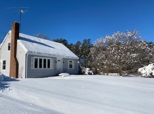102 Longwoods Rd, Cumberland, ME 04021