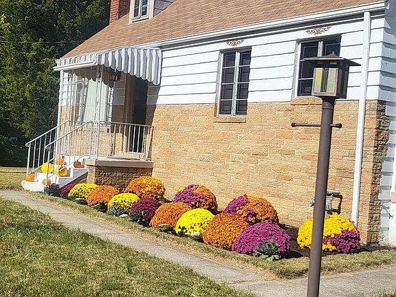 2nd image of 5908 Auth Rd