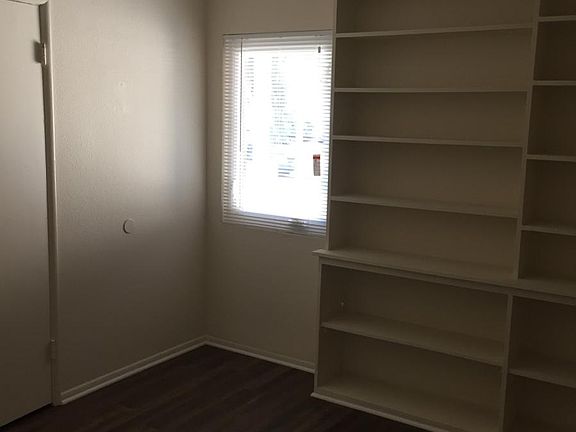 3rd image of 3980 Georgia St