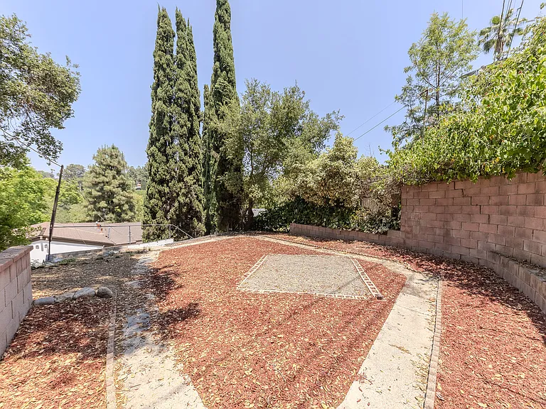 1650 La Loma Rd — Photo 45