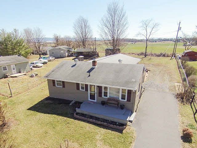 1st image of 37 Pleasant Valley Dr