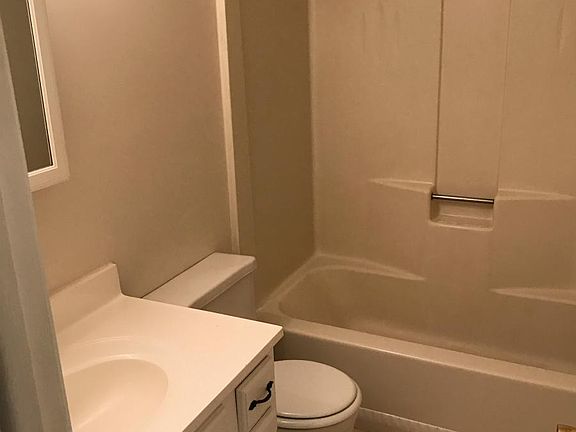 3rd image of 2443 Echo Valley Dr