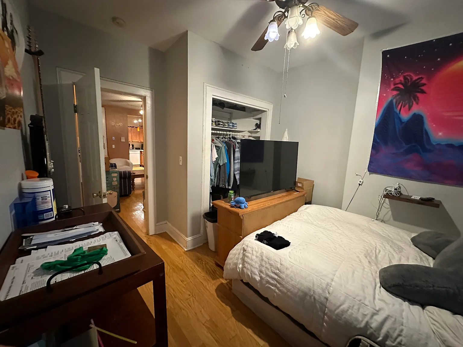 2 bed, 700 sqft, $3,350 — Photo 2