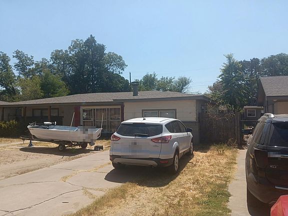 2nd image of 4215 40th St