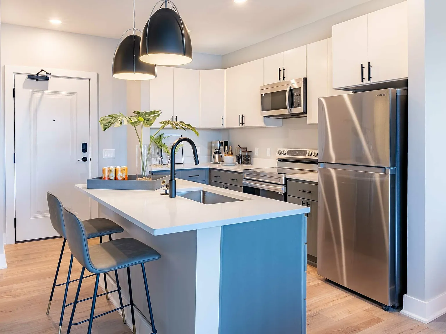 Lane Lofts — Photo 1