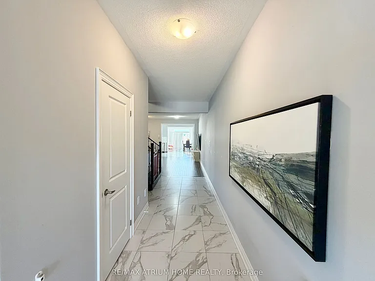 362 Kirkham Dr — Photo 3
