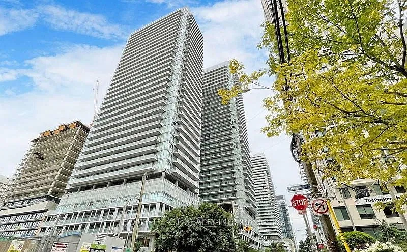 99 Broadway Ave #3112