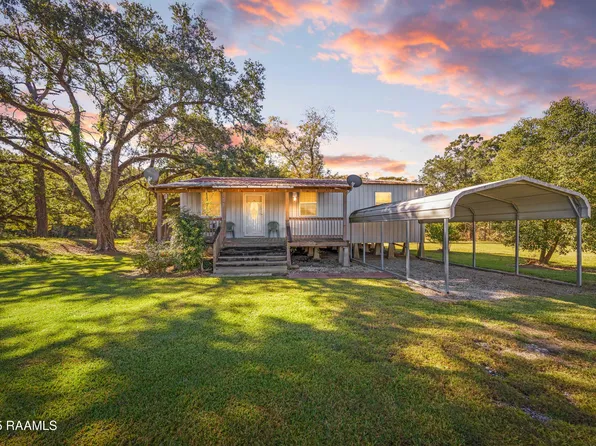 402 Fruge St, Jennings, LA 70556