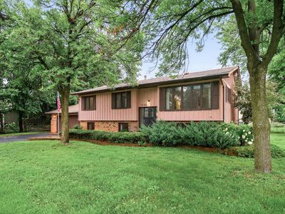 7700 Tessman Dr N, Brooklyn Park, MN, 55445