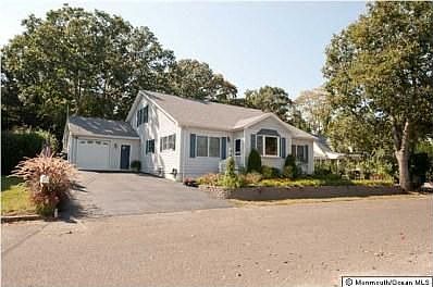 1st image of 1422 Holmes Ave