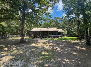 4022 Pleasant Hill Dr SE, Summit, MS 39666