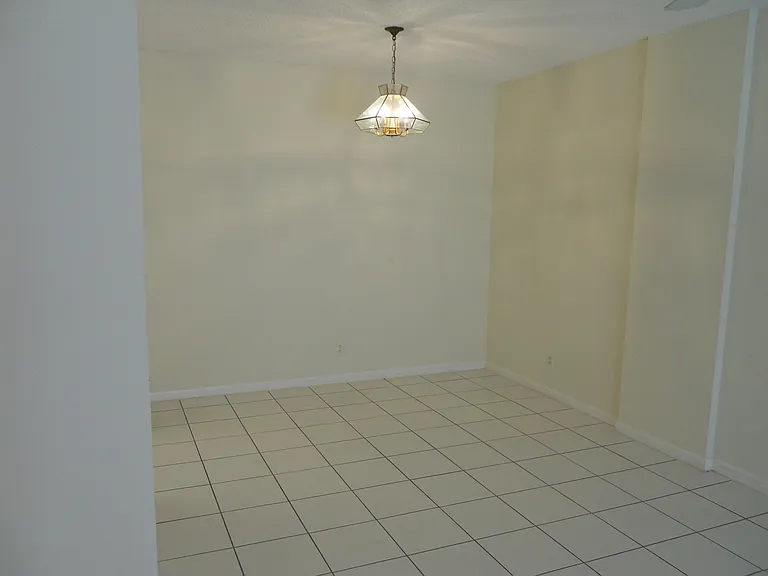 250 NE 20th St #123S — Photo 15
