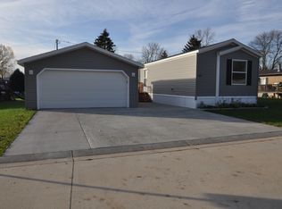 W7010 Saturn Dr, Fond Du Lac, WI 54937