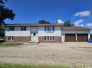426 Ash St, Fredericksburg, IA 50630