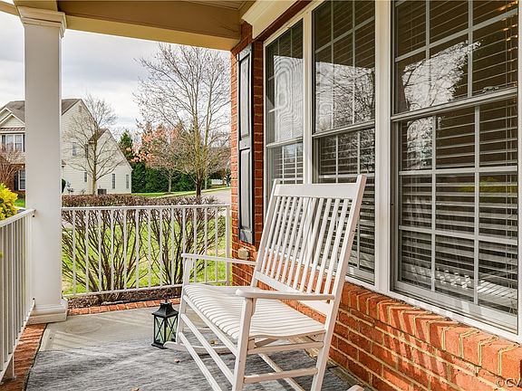 4th image of 3742 Coles Point Way