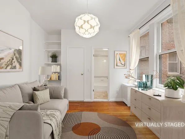 140 W 71st St APT 5A, New York, NY 10023