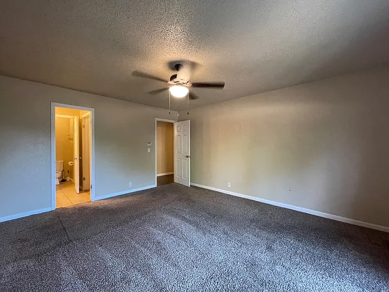 4707 Hemlock Ln — Photo 20