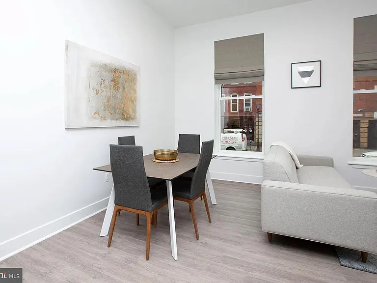 1742 Fleet St #204 — Photo 5